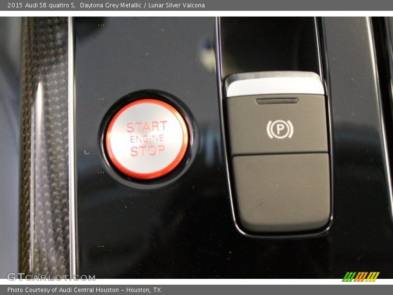 Daytona Grey Metallic / Lunar Silver Valcona 2015 Audi S8 quattro S