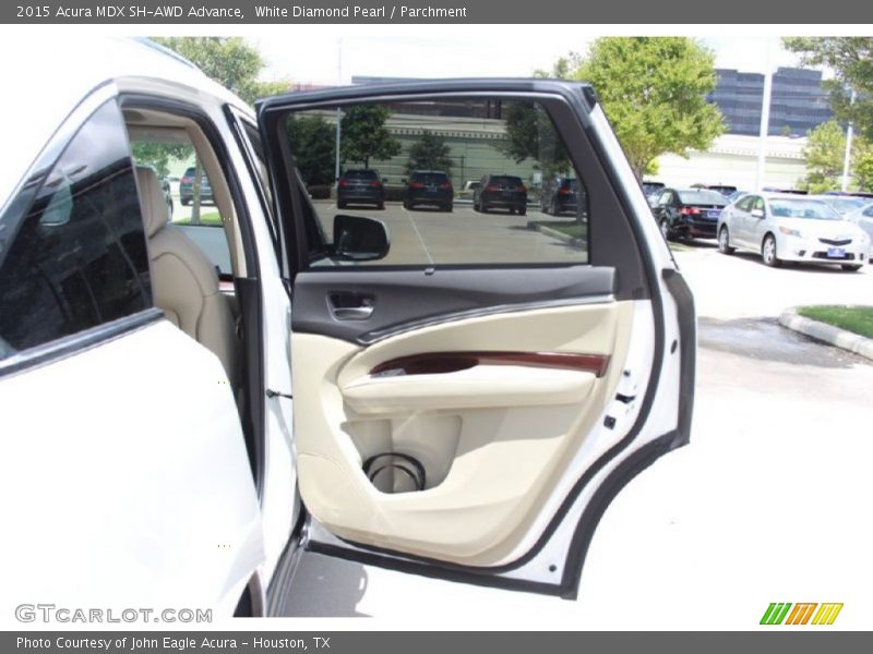 White Diamond Pearl / Parchment 2015 Acura MDX SH-AWD Advance
