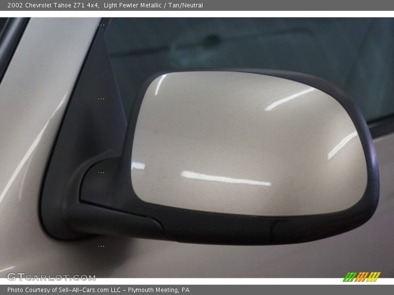 Light Pewter Metallic / Tan/Neutral 2002 Chevrolet Tahoe Z71 4x4