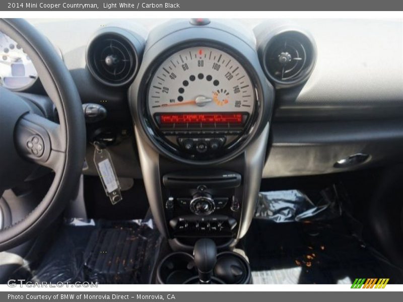 Light White / Carbon Black 2014 Mini Cooper Countryman