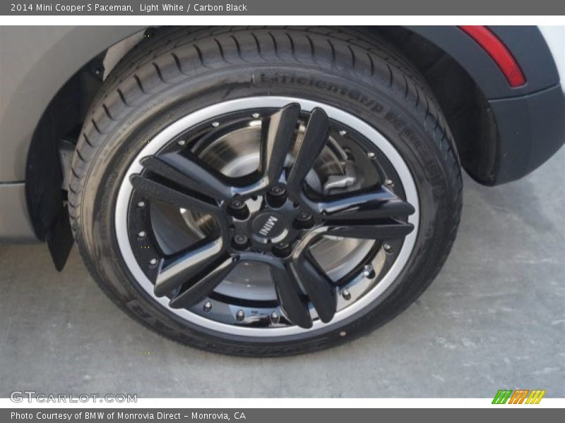 Light White / Carbon Black 2014 Mini Cooper S Paceman
