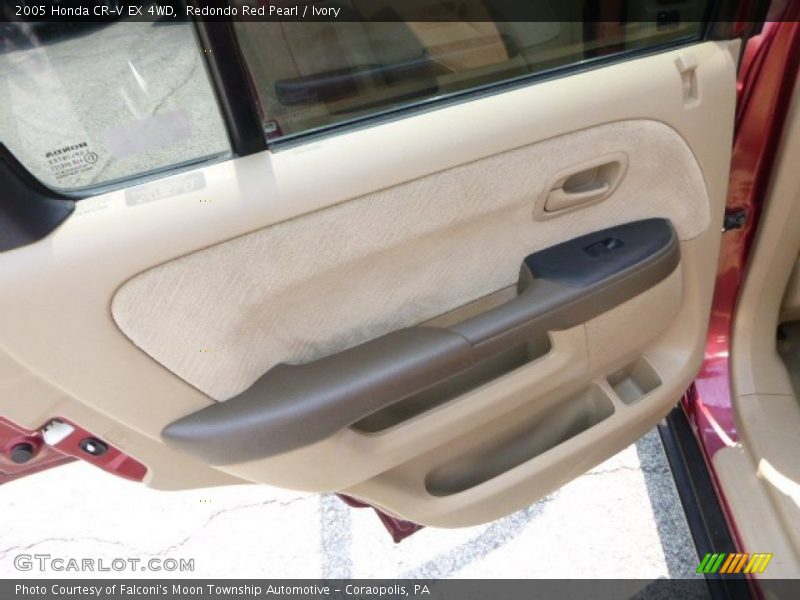 Redondo Red Pearl / Ivory 2005 Honda CR-V EX 4WD