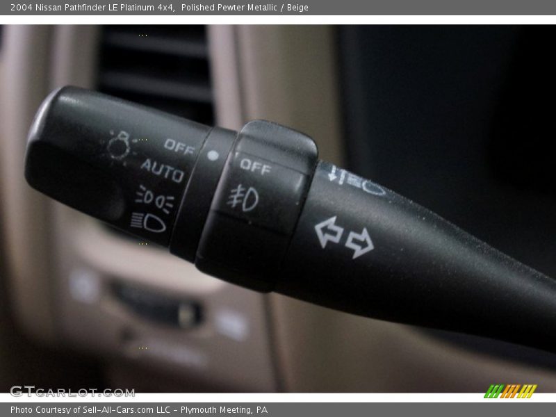 Polished Pewter Metallic / Beige 2004 Nissan Pathfinder LE Platinum 4x4