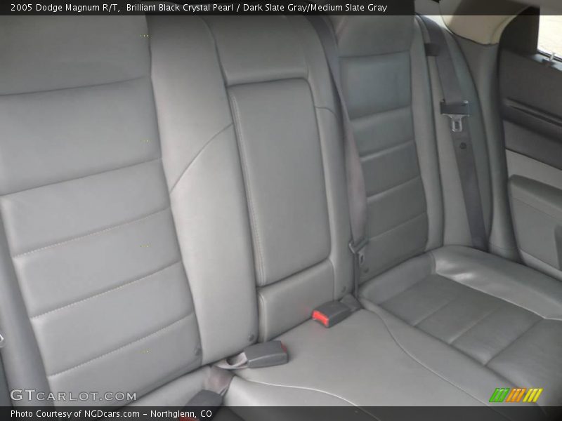 Brilliant Black Crystal Pearl / Dark Slate Gray/Medium Slate Gray 2005 Dodge Magnum R/T