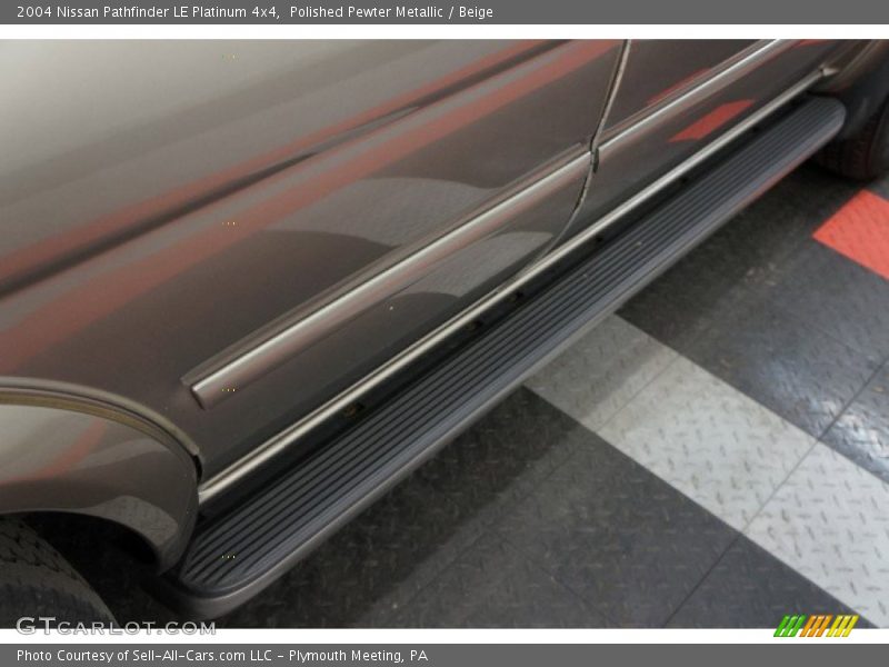 Polished Pewter Metallic / Beige 2004 Nissan Pathfinder LE Platinum 4x4