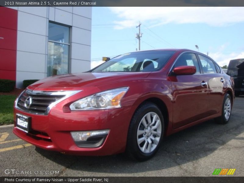 Cayenne Red / Charcoal 2013 Nissan Altima 2.5 S