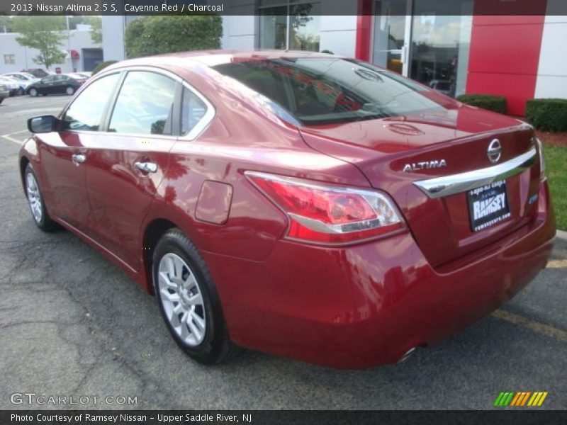 Cayenne Red / Charcoal 2013 Nissan Altima 2.5 S