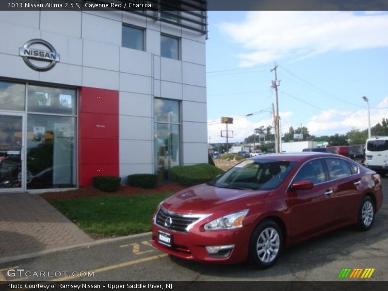 Cayenne Red / Charcoal 2013 Nissan Altima 2.5 S