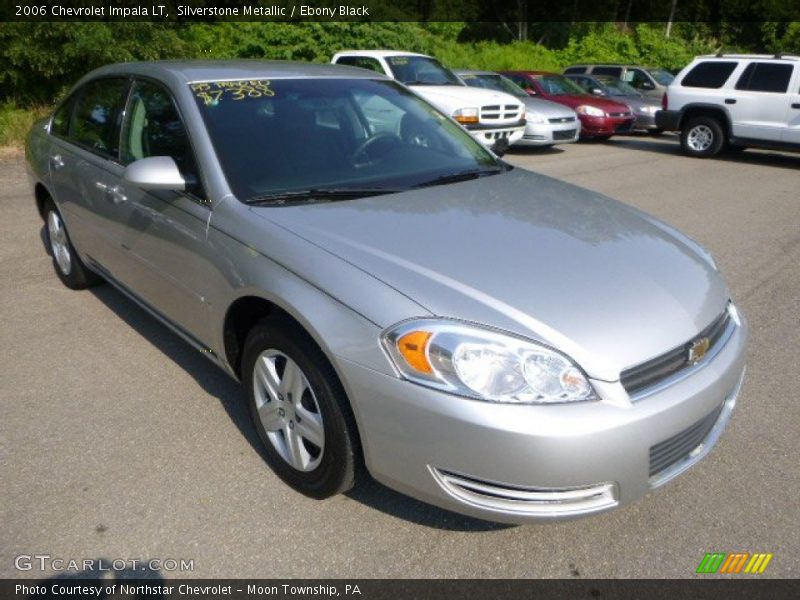 Front 3/4 View of 2006 Impala LT