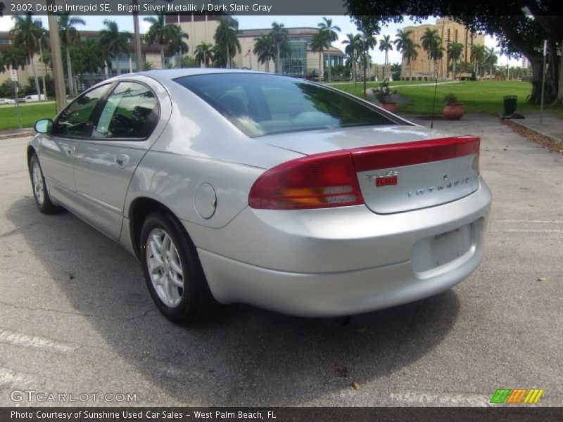 Bright Silver Metallic / Dark Slate Gray 2002 Dodge Intrepid SE