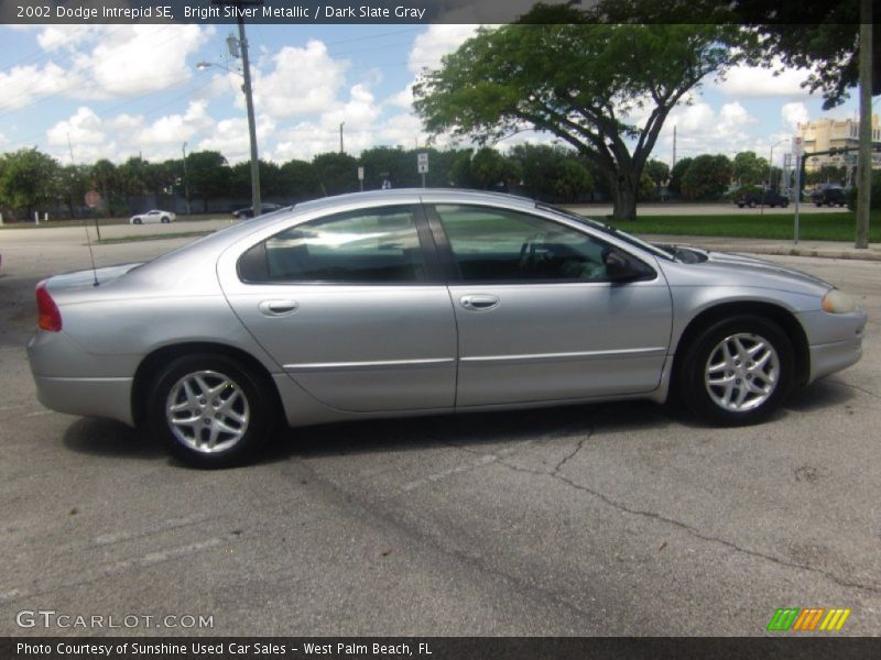 Bright Silver Metallic / Dark Slate Gray 2002 Dodge Intrepid SE