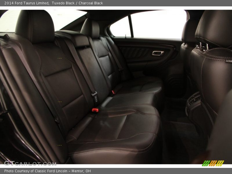 Tuxedo Black / Charcoal Black 2014 Ford Taurus Limited