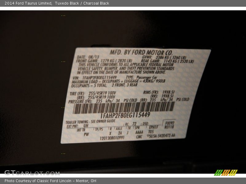 Tuxedo Black / Charcoal Black 2014 Ford Taurus Limited