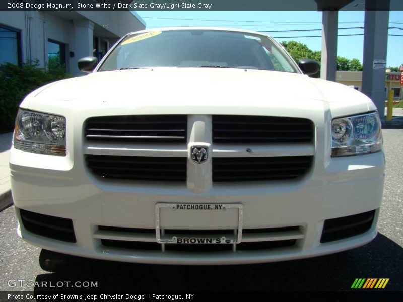 Stone White / Dark Slate Gray/Light Slate Gray 2008 Dodge Magnum
