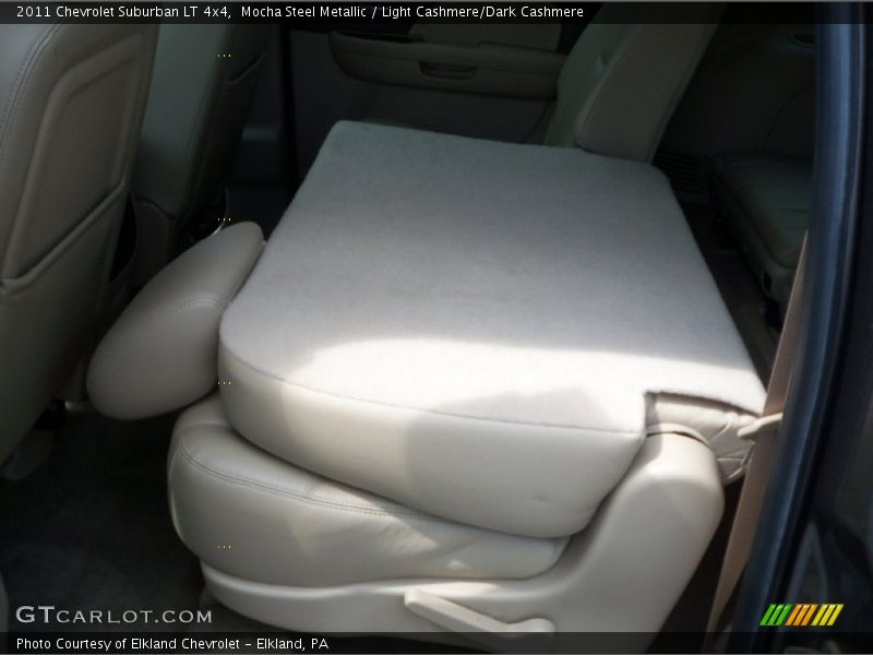 Mocha Steel Metallic / Light Cashmere/Dark Cashmere 2011 Chevrolet Suburban LT 4x4