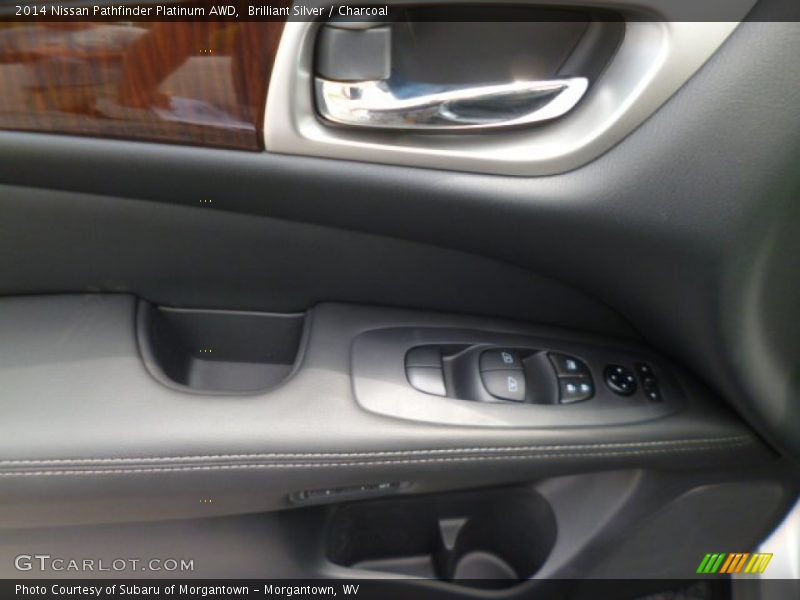 Brilliant Silver / Charcoal 2014 Nissan Pathfinder Platinum AWD