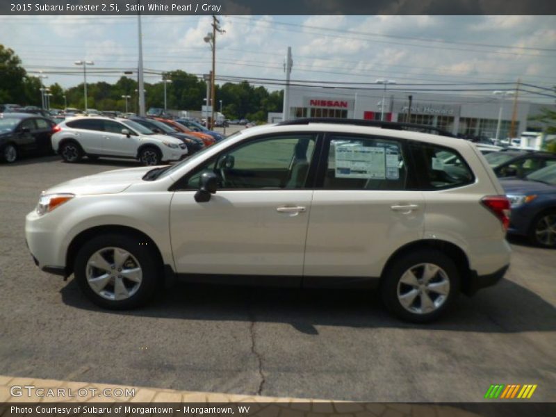 Satin White Pearl / Gray 2015 Subaru Forester 2.5i