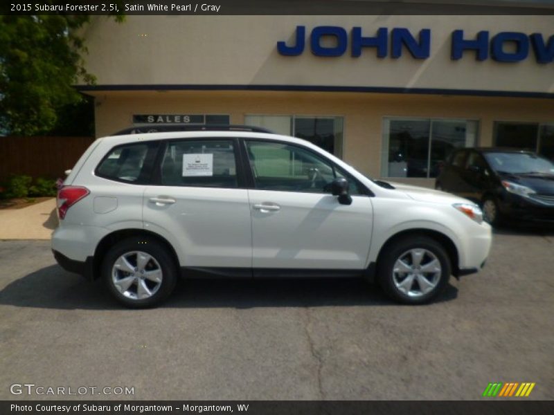 Satin White Pearl / Gray 2015 Subaru Forester 2.5i