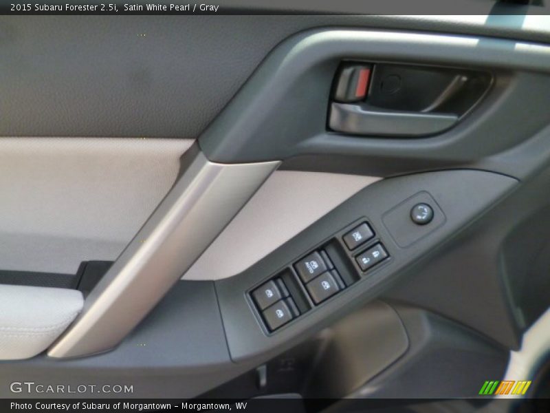 Satin White Pearl / Gray 2015 Subaru Forester 2.5i