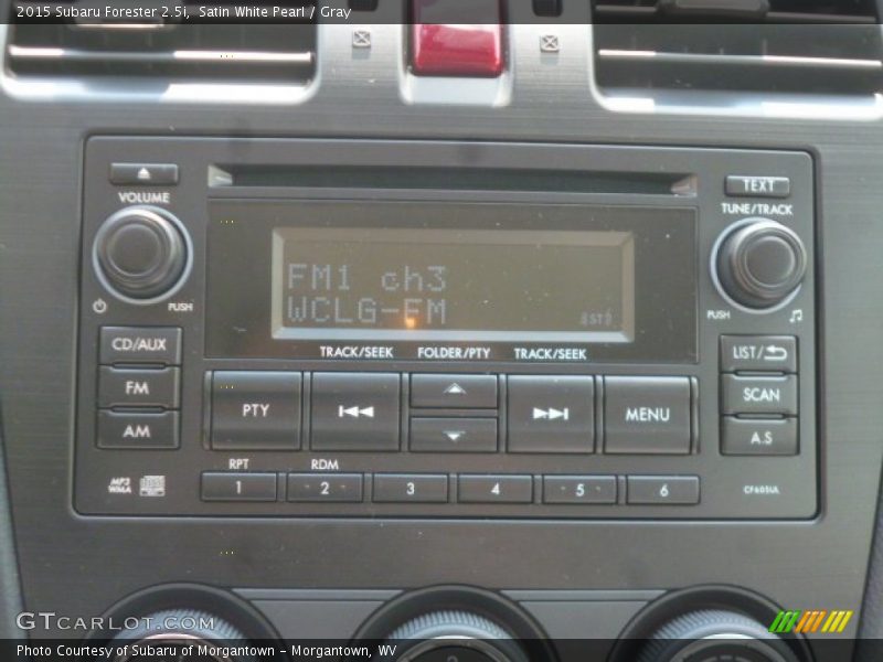 Satin White Pearl / Gray 2015 Subaru Forester 2.5i