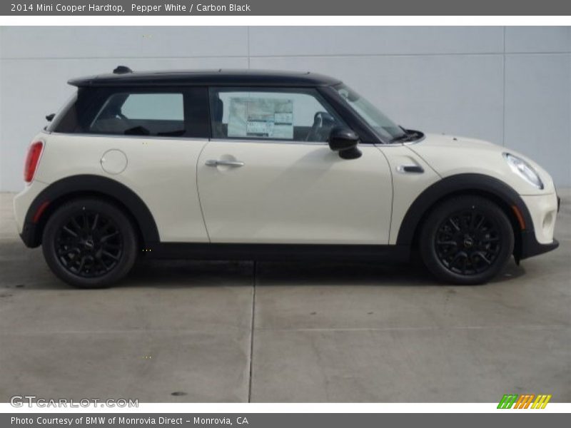 Pepper White / Carbon Black 2014 Mini Cooper Hardtop