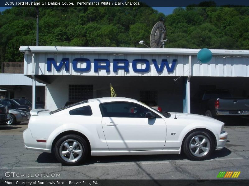 Performance White / Dark Charcoal 2008 Ford Mustang GT Deluxe Coupe