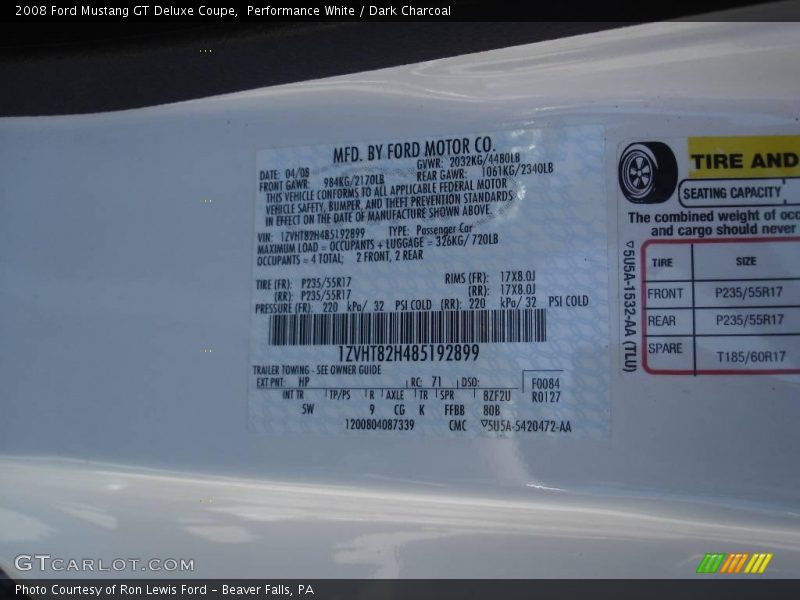 Performance White / Dark Charcoal 2008 Ford Mustang GT Deluxe Coupe