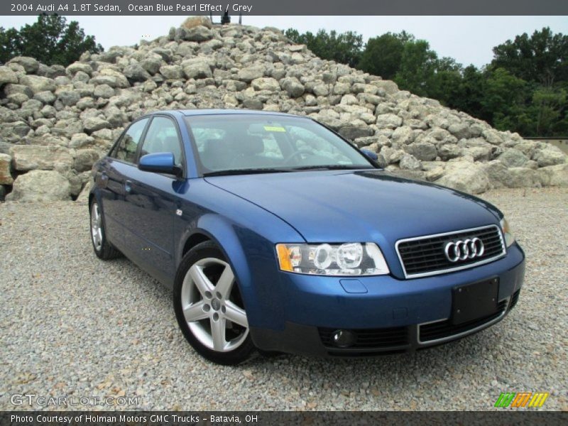 Front 3/4 View of 2004 A4 1.8T Sedan