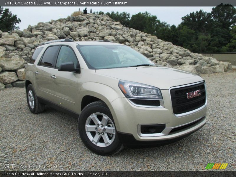 Front 3/4 View of 2015 Acadia SLE AWD