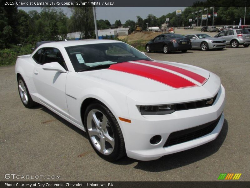 Front 3/4 View of 2015 Camaro LT/RS Coupe
