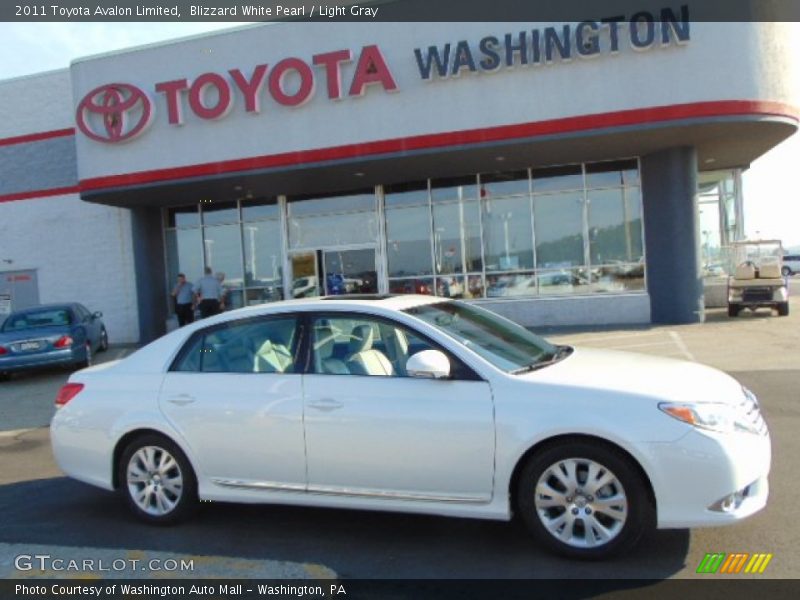 Blizzard White Pearl / Light Gray 2011 Toyota Avalon Limited
