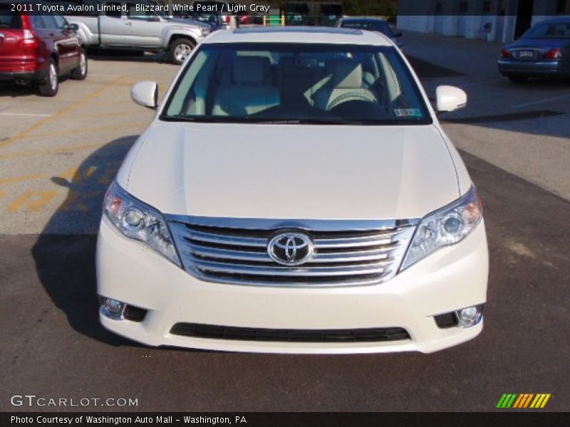 Blizzard White Pearl / Light Gray 2011 Toyota Avalon Limited