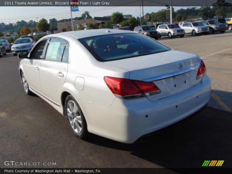 Blizzard White Pearl / Light Gray 2011 Toyota Avalon Limited