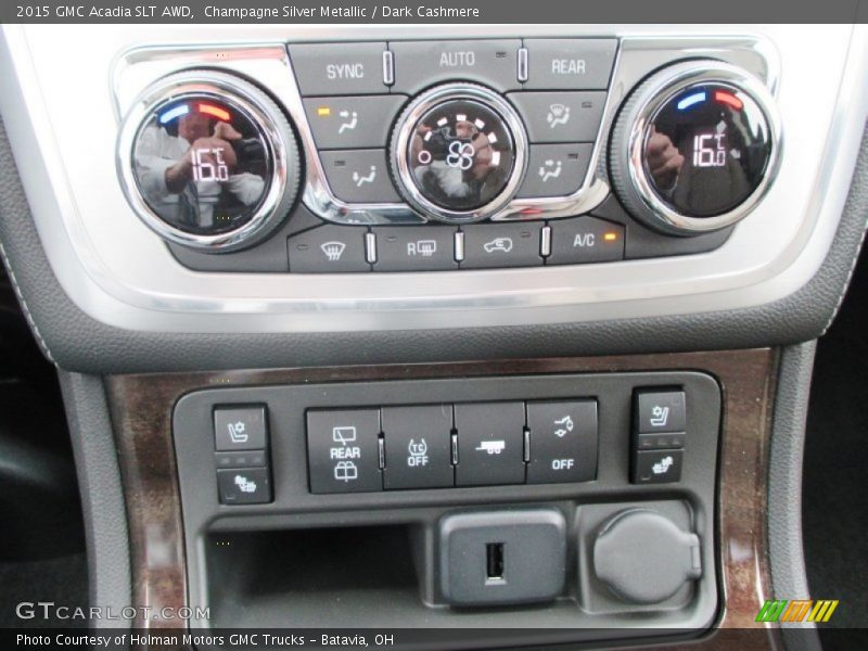 Champagne Silver Metallic / Dark Cashmere 2015 GMC Acadia SLT AWD