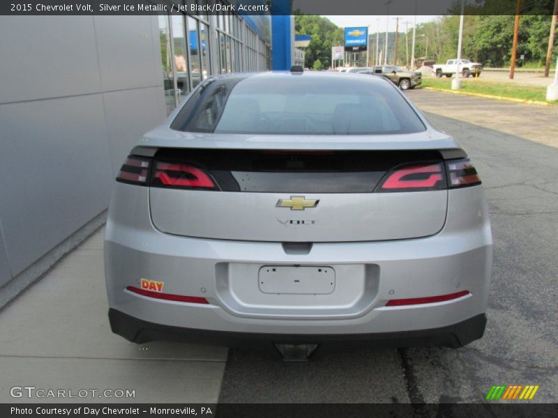 Silver Ice Metallic / Jet Black/Dark Accents 2015 Chevrolet Volt