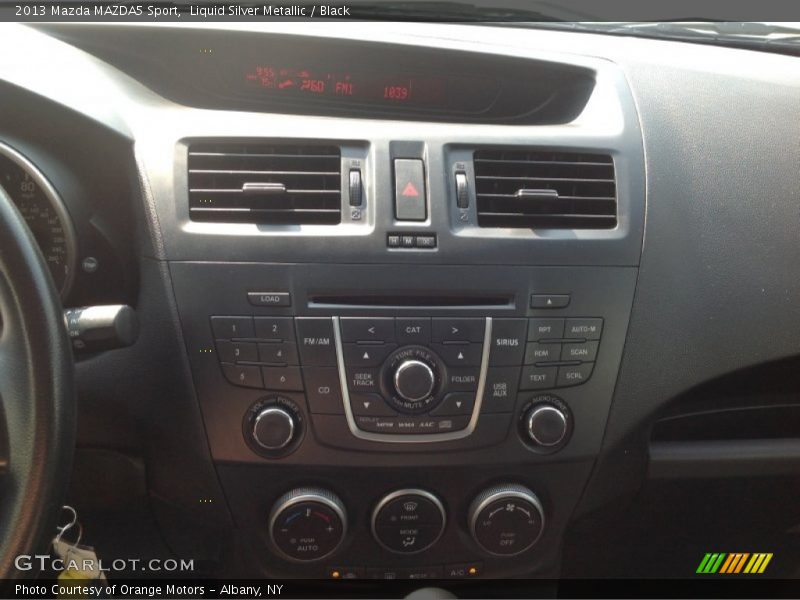 Liquid Silver Metallic / Black 2013 Mazda MAZDA5 Sport