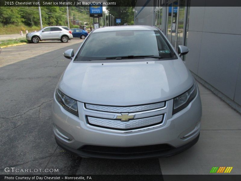 Silver Ice Metallic / Jet Black/Dark Accents 2015 Chevrolet Volt