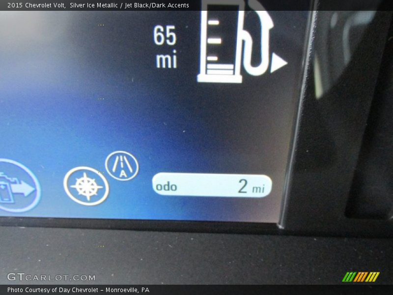 Silver Ice Metallic / Jet Black/Dark Accents 2015 Chevrolet Volt