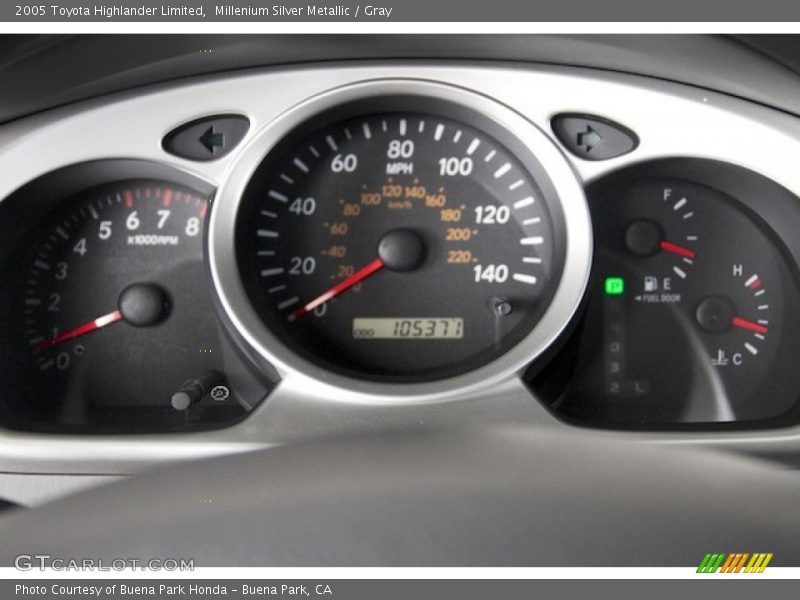 Millenium Silver Metallic / Gray 2005 Toyota Highlander Limited