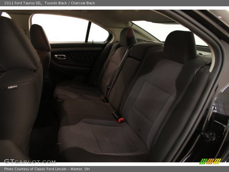 Tuxedo Black / Charcoal Black 2011 Ford Taurus SEL