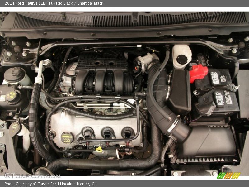 Tuxedo Black / Charcoal Black 2011 Ford Taurus SEL