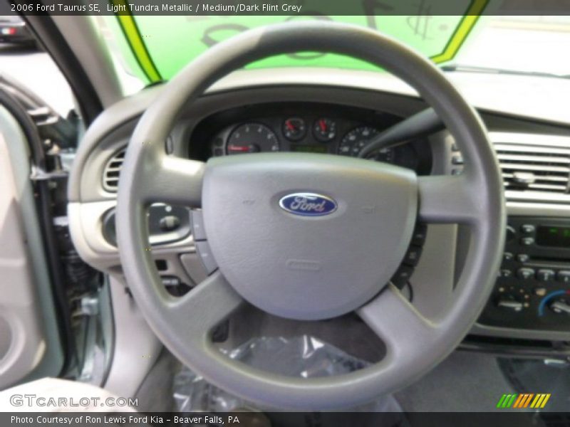 Light Tundra Metallic / Medium/Dark Flint Grey 2006 Ford Taurus SE