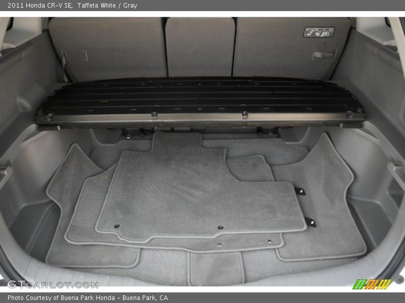 Taffeta White / Gray 2011 Honda CR-V SE