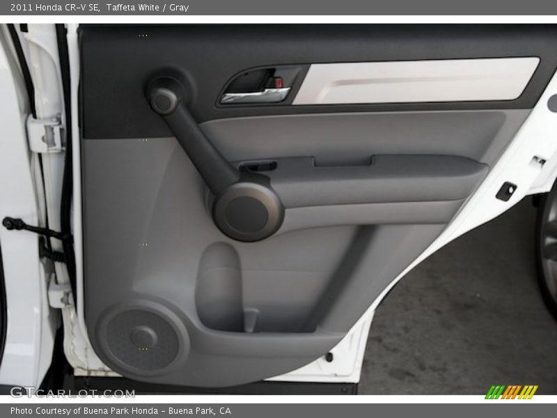 Taffeta White / Gray 2011 Honda CR-V SE