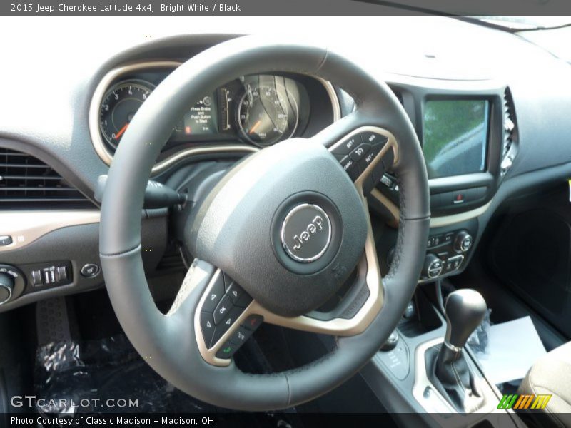  2015 Cherokee Latitude 4x4 Steering Wheel