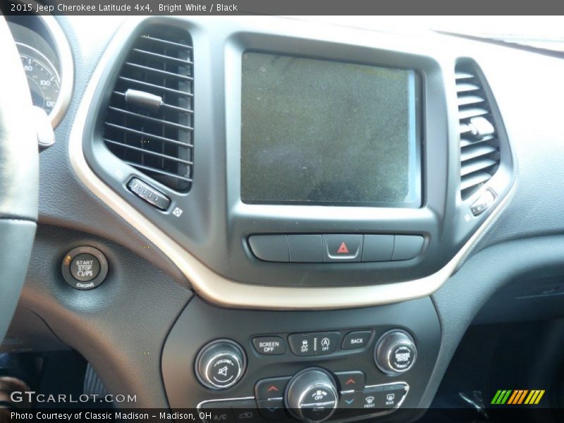 Bright White / Black 2015 Jeep Cherokee Latitude 4x4