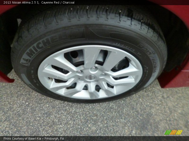 Cayenne Red / Charcoal 2013 Nissan Altima 2.5 S