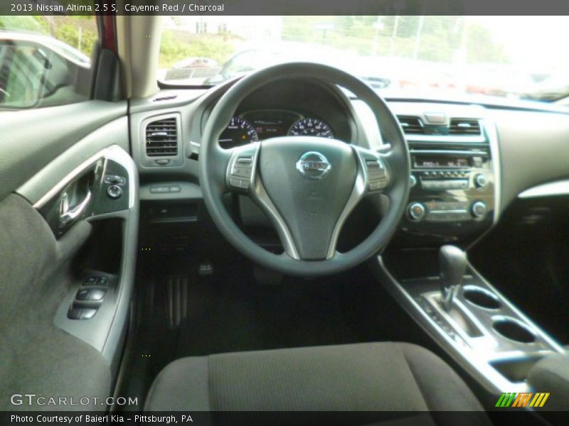 Cayenne Red / Charcoal 2013 Nissan Altima 2.5 S