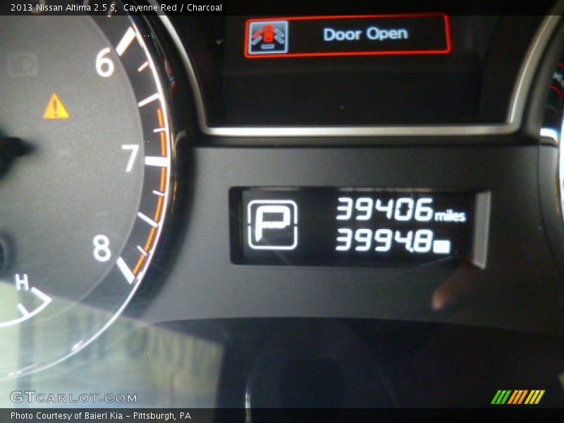 Cayenne Red / Charcoal 2013 Nissan Altima 2.5 S