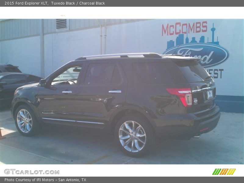 Tuxedo Black / Charcoal Black 2015 Ford Explorer XLT